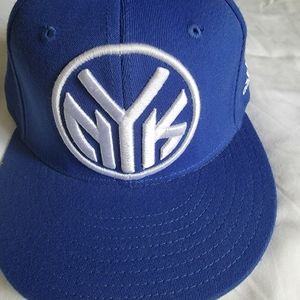 New York Knick's NBA Addias Royal Blue Baseball Cap size L /XL.
